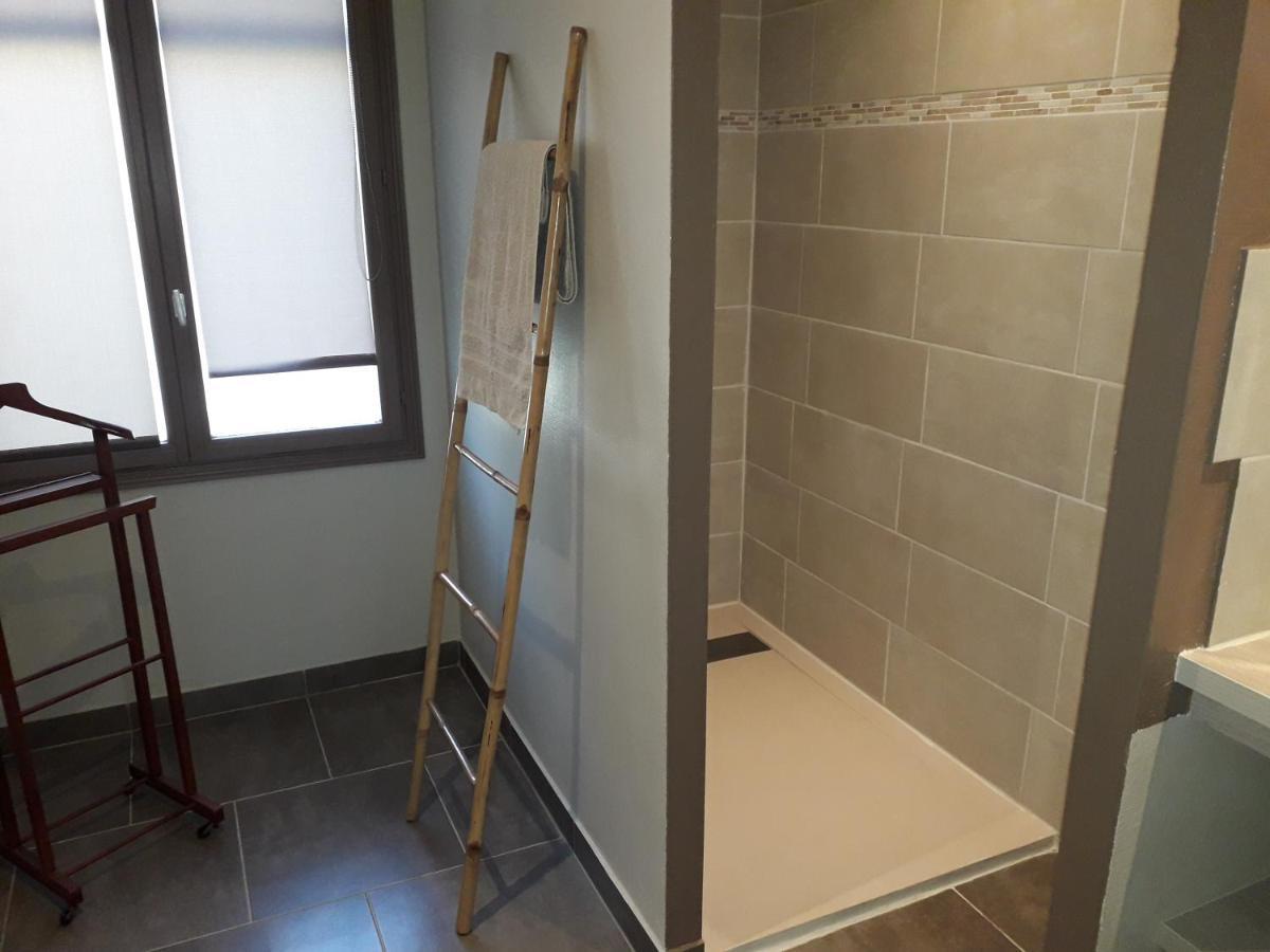 La Bonne Rencontre Apartment Chassiers Ngoại thất bức ảnh